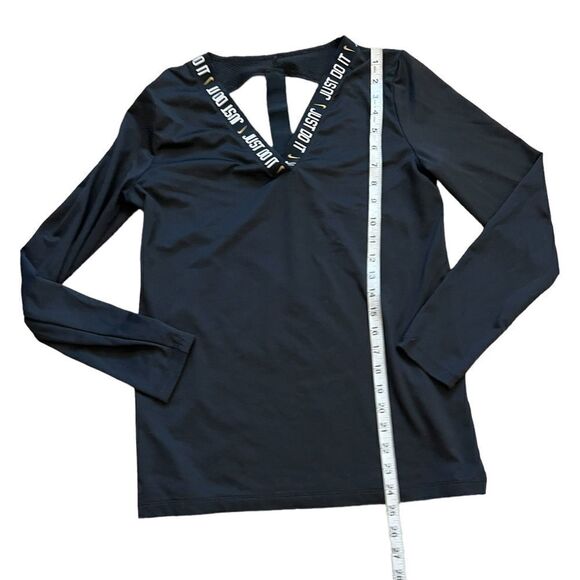 NIKE DRI FIT Black Lightweight Cut Out Workout Long Sleeve Top S - Picture 6 of 7